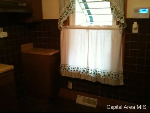 2521 Yale Blvd, Springfield, IL 62703 photo 10