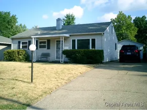 2306 Dover Dr, Springfield, IL 62703 photo 1