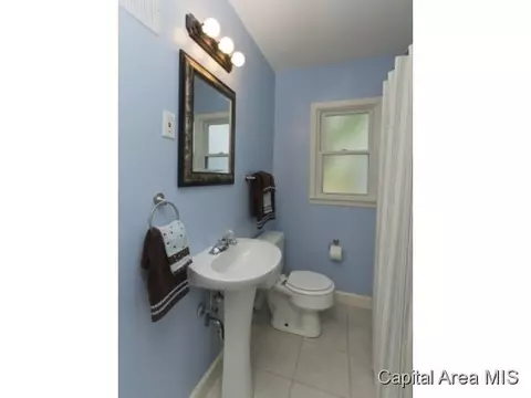 2329 S Spg, Springfield, IL 62703 photo 11
