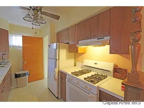 1501 S State, Springfield, IL 62704 photo 5