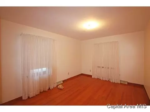 1501 S State, Springfield, IL 62704 photo 6