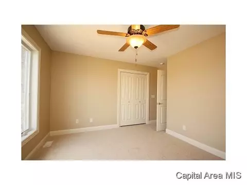 5528 Legacy Ln, Springfield, IL 62711 photo 10