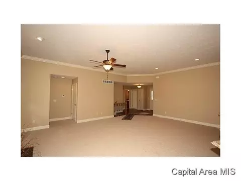 5528 Legacy Ln, Springfield, IL 62711 photo 6