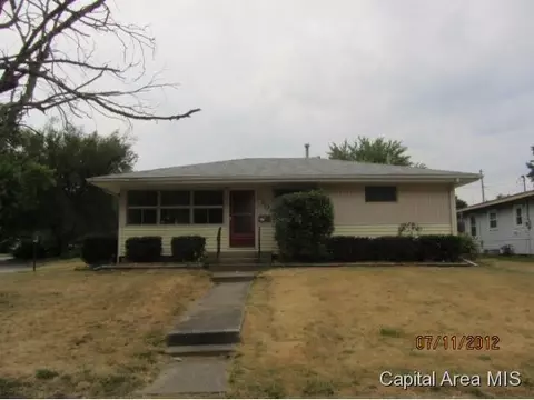 2401 Dover, Springfield, IL 62703 photo 1