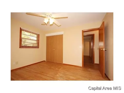 824 Independence Rdg, Springfield, IL 62702 photo 17