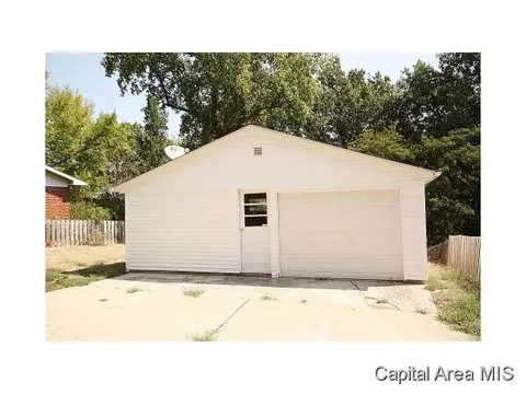 824 Independence Rdg, Springfield, IL 62702 photo 4