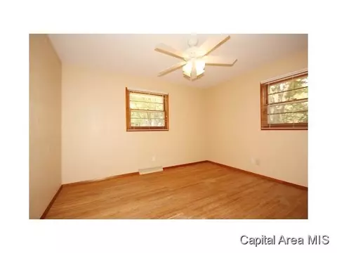 824 Independence Rdg, Springfield, IL 62702 photo 18