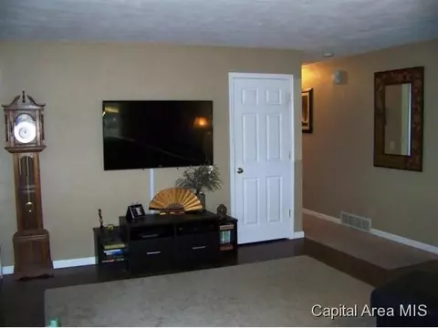 3530 Interurban, Springfield, IL 62707 photo 3