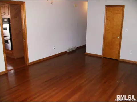 66 Radcliff Rd, Springfield, IL 62703 photo 10