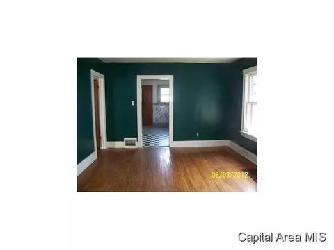 1904 S Douglas, Springfield, IL 62704 photo 3