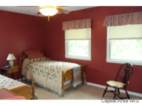 3132 Kemper Dr, Springfield, IL 62704 photo 13