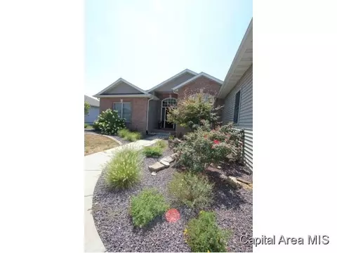4600 W Longfellow, Springfield, IL 62711 photo 2
