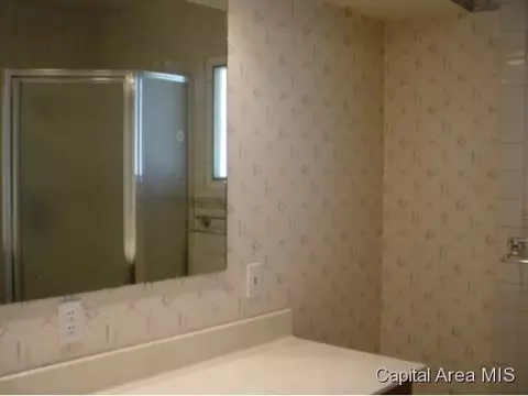 2724 S Park, Springfield, IL 62704 photo 6