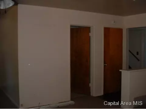 2724 S Park, Springfield, IL 62704 photo 5
