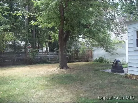 32 Dawn Dr, Springfield, IL 62702 photo 4