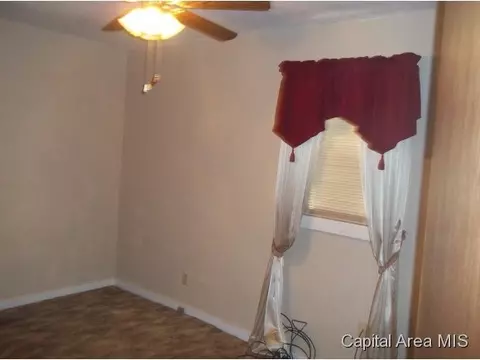 32 Dawn Dr, Springfield, IL 62702 photo 9