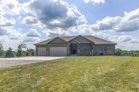 605 Gabriel Rd, Springfield, IL 62712 photo 1