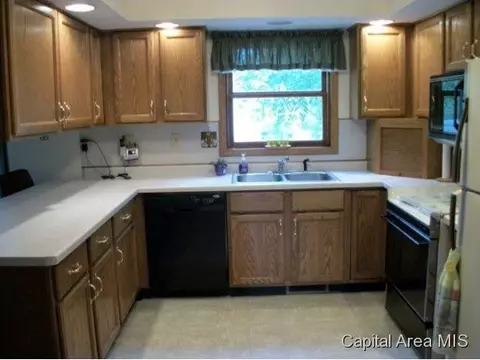 4069 Crocus, Springfield, IL 62711 photo 8
