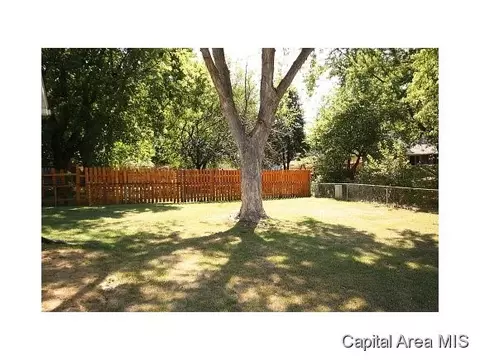 2728 Cardigan, Springfield, IL 62702 photo 24