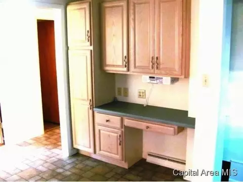 74 Circle Dr, Springfield, IL 62703 photo 2