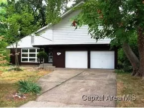 74 Circle Dr, Springfield, IL 62703 photo 1