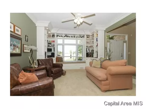 608 Woodbridge, Springfield, IL 62711 photo 12
