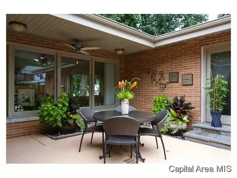 2101 Briarcliff Dr, Springfield, IL 62704 photo 20