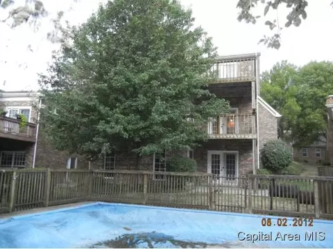 104 Timberridge, Springfield, IL 62702 photo 2
