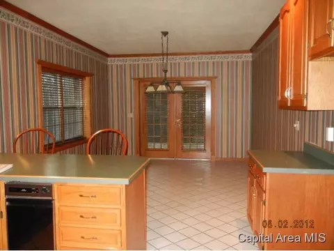 104 Timberridge, Springfield, IL 62702 photo 4