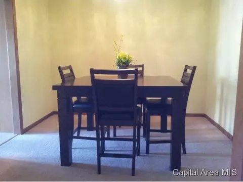 6251 Thresher, Springfield, IL 62712 photo 12