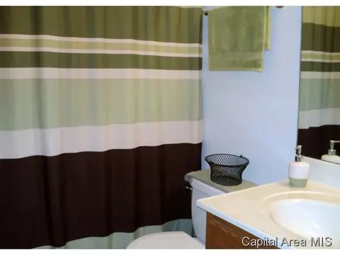 6251 Thresher, Springfield, IL 62712 photo 18