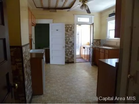 1014 N 1st, Springfield, IL 62702 photo 9