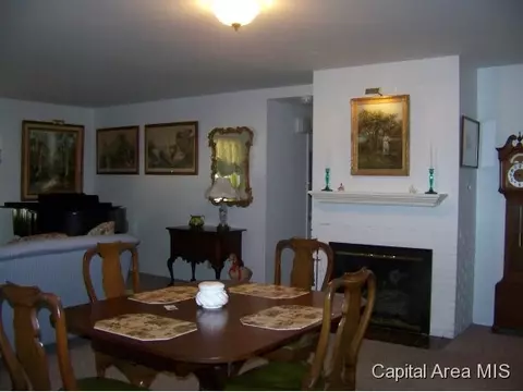 1301 S Douglas #C, Springfield, IL 62704 photo 7