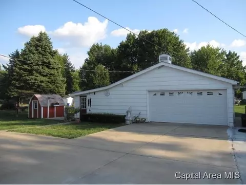 309 E Wineman, Auburn, IL 62615 photo 3