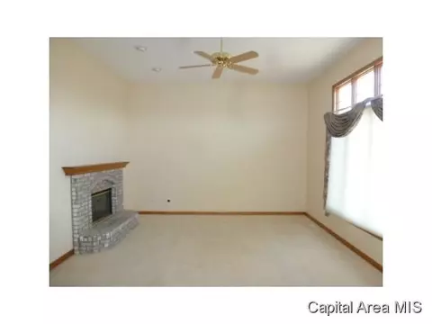 2621 Kipling Dr, Springfield, IL 62711 photo 5