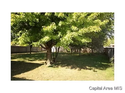 4305 Deming Dr, Springfield, IL 62703 photo 4