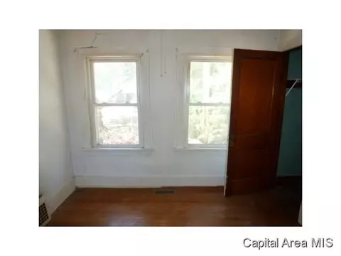 1115 E Laurel, Springfield, IL 62703 photo 8