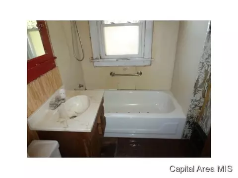 1115 E Laurel, Springfield, IL 62703 photo 9