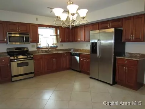 4 Heritage, Springfield, IL 62711 photo 4