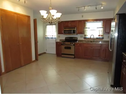4 Heritage, Springfield, IL 62711 photo 5