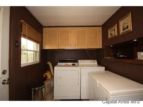 111 E Sycamore, Thayer, IL 62689 photo 15