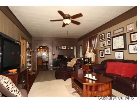 111 E Sycamore, Thayer, IL 62689 photo 7