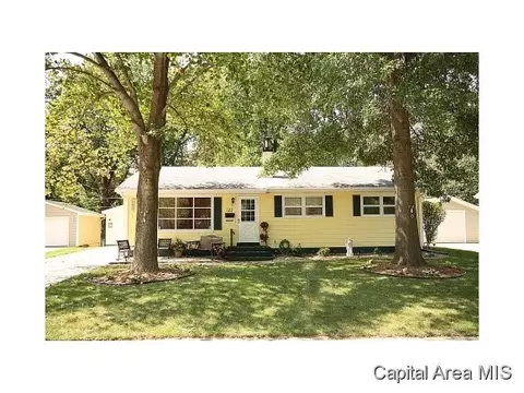 122 Dawn, Springfield, IL 62702 photo 1