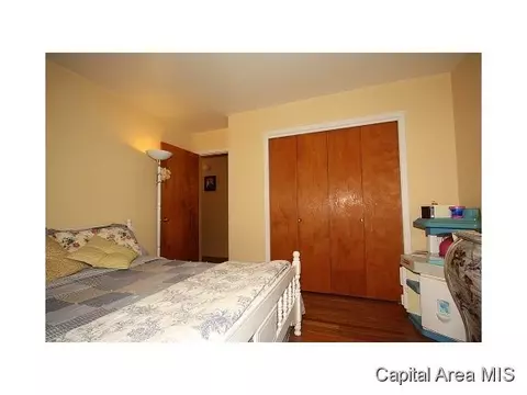 122 Dawn, Springfield, IL 62702 photo 3