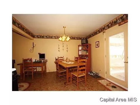 122 Dawn, Springfield, IL 62702 photo 8