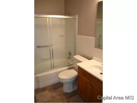 2028 Marland, Springfield, IL 62702 photo 9
