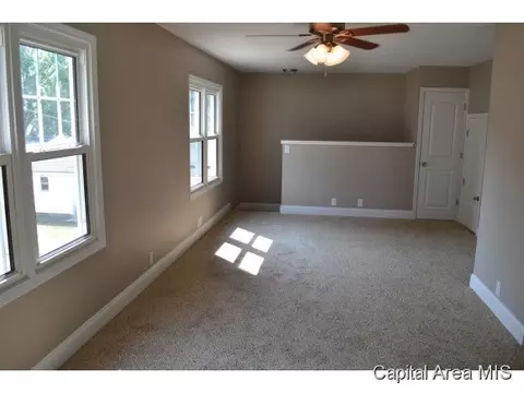 2028 Marland, Springfield, IL 62702 photo 8