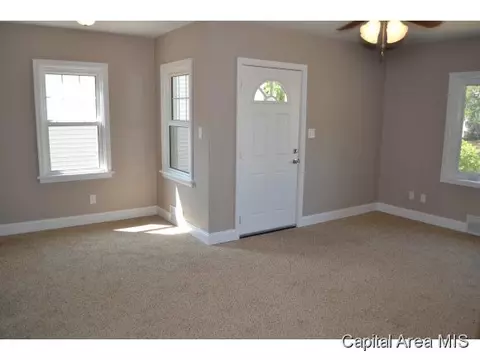 2028 Marland, Springfield, IL 62702 photo 5