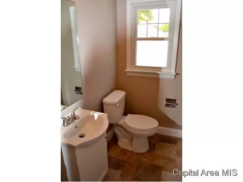 2028 Marland, Springfield, IL 62702 photo 10