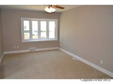 2028 Marland, Springfield, IL 62702 photo 6